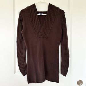 Vintage 2010’s Gap Factory Hooded V Neck Sweater